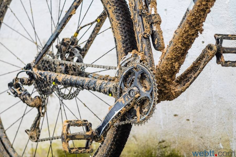 Protéger la base arrière de son VTT