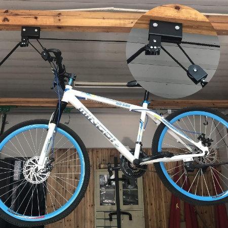 Support vélo plafond