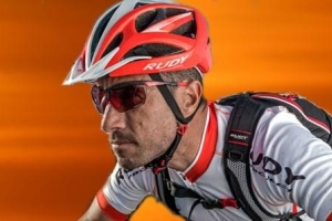 Protégez vos yeux lors de vos sorties VTT : l'importance des lunettes de soleil
