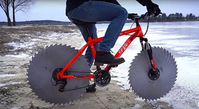 du VTT sur glace façon Mad Max